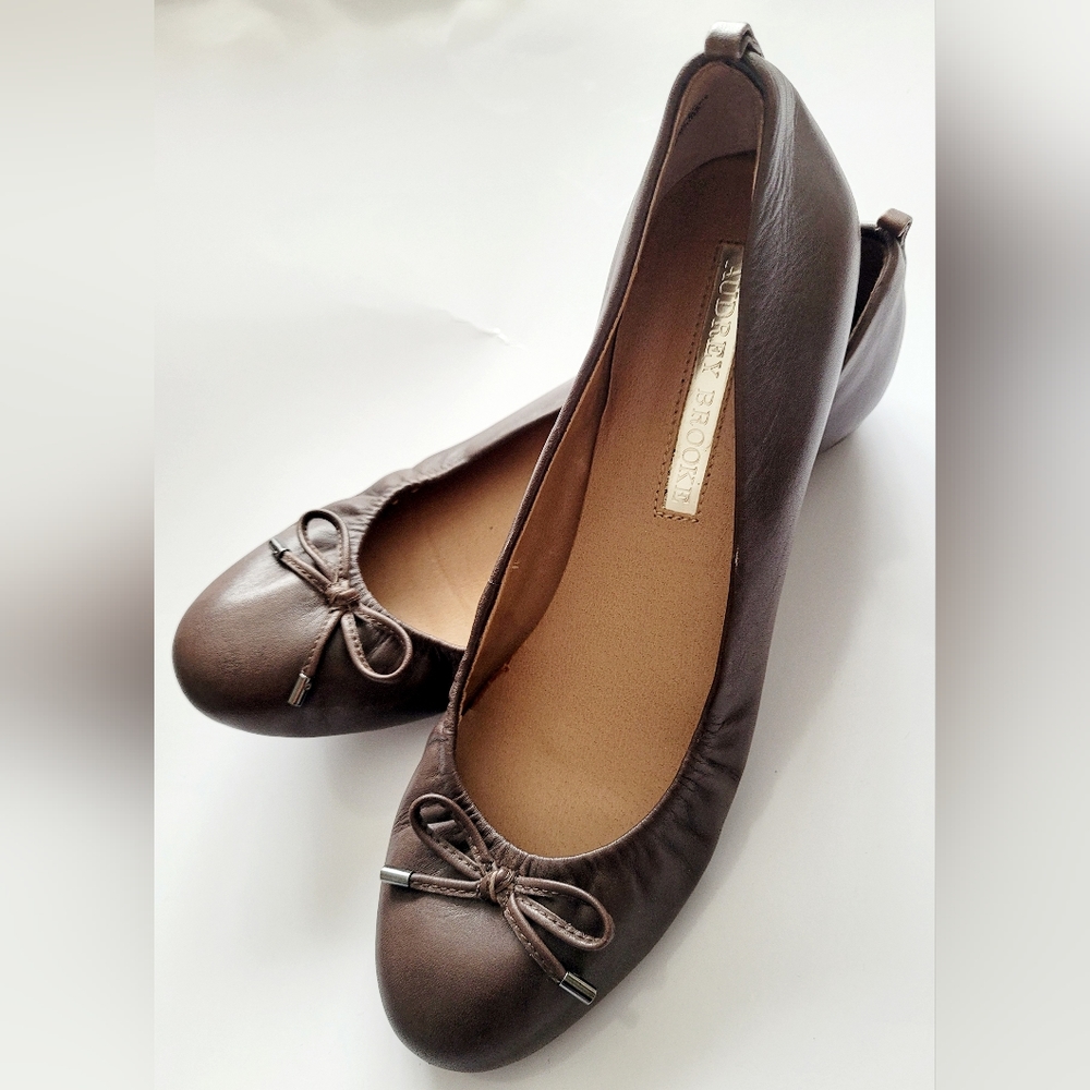 Audrey Brooke Newton Women's Ballet Flats Bow Decor Genuine Leather Coffee US 8 - Picture 12 of 16